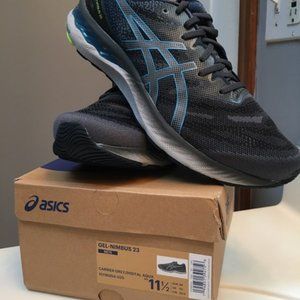 Mens Asics Gel Nimbus 23 Brand New Size 11.5 Medium